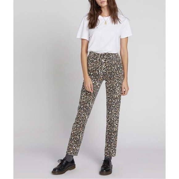 NWT Volcom - Leopard Skinny High Rise Jeans - Picture 1 of 5